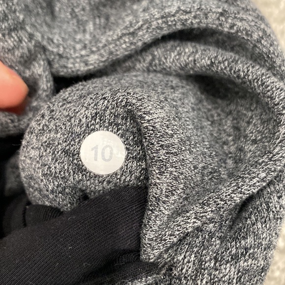 Lululemon full zip sweatshirt - Picture 5 of 5